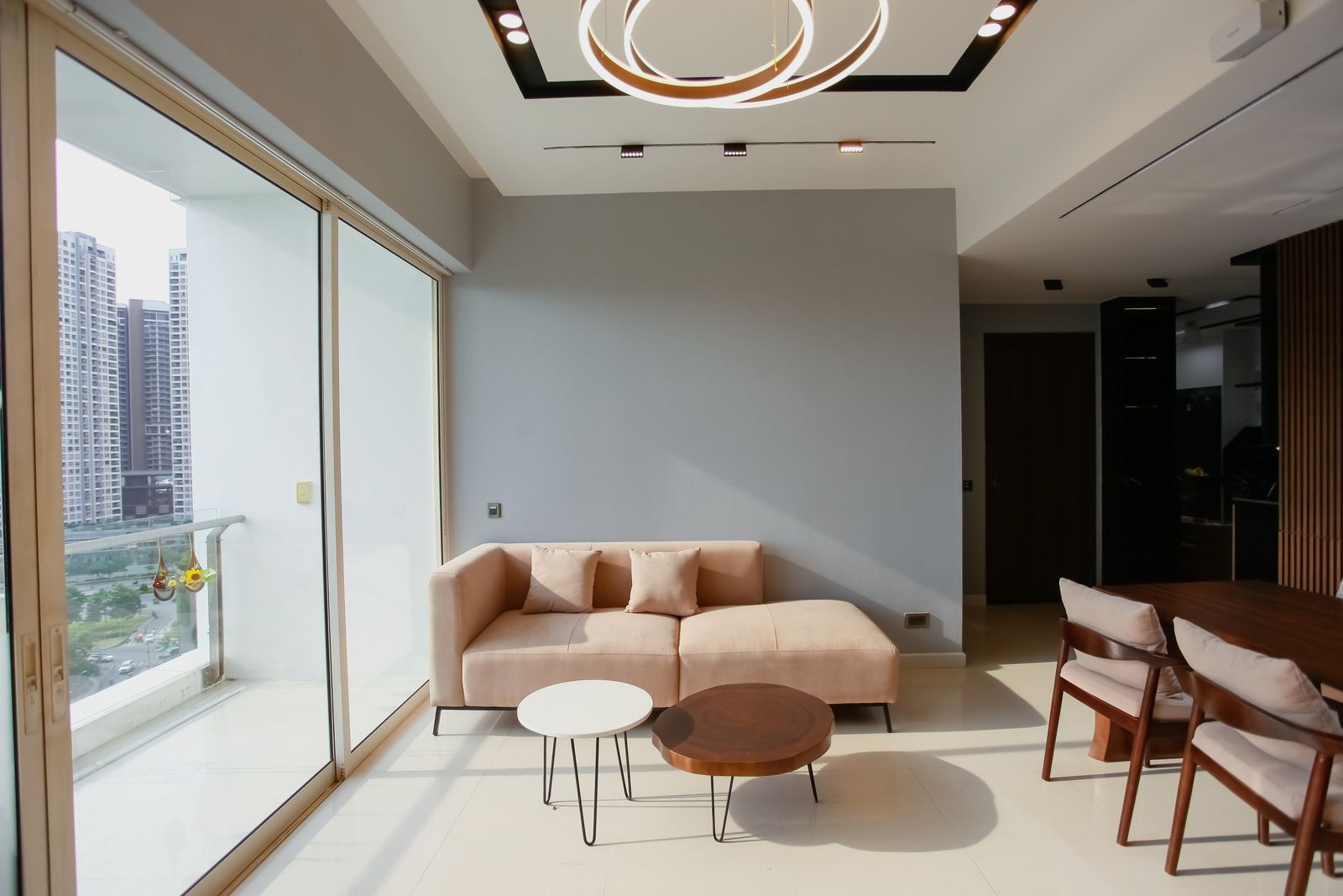 Interior de un departamento listo para comercializar
